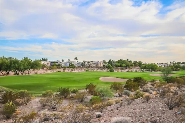 MLS: 2338717 Condo For Sale