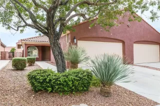 Photo #2: 2338726 Listing