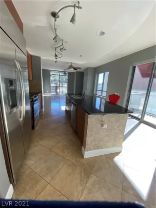 Photo #2: 2338734 Listing