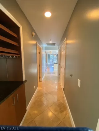 Photo #5: 2338734 Listing