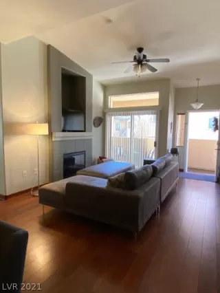 Photo #1: 2338735 Listing