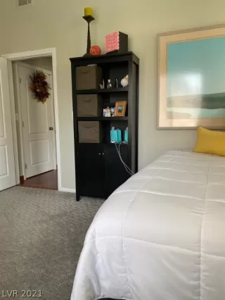 Photo #3: 2338735 Listing