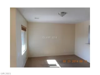 Photo #5: 2338760 Listing 