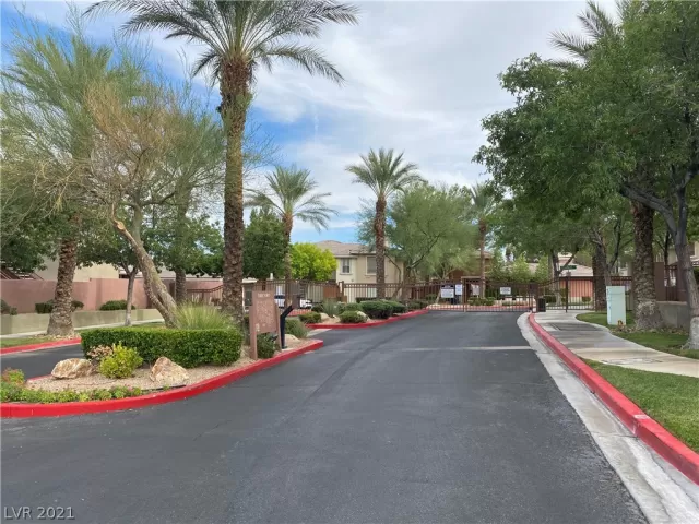 MLS: 2338794 Condo For Sale