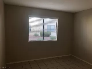 Photo #4: 2338798 Listing 