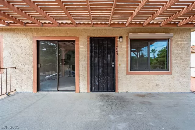 MLS: 2338802 Condo For Sale