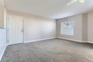 Photo #4: 2338804 Listing 