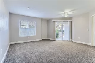 Photo #6: 2338804 Listing 