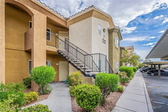 MLS: 2338807 Condo For Sale