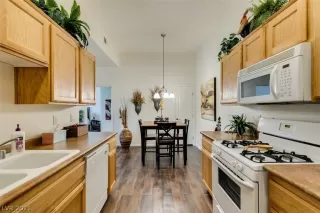 Photo #1: 2339859 Listing