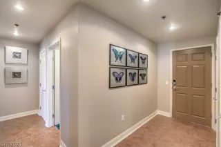 Photo #2: 2339868 Listing 