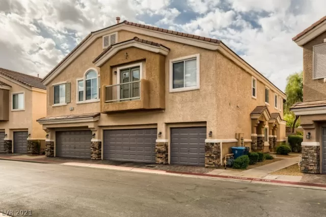 MLS: 2339875 Condo For Sale