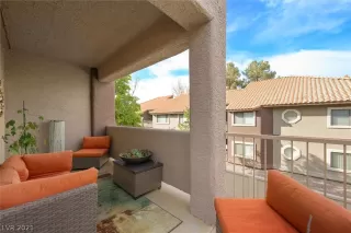 Photo #1: 2339879 Listing