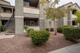 Photo #1: 2339989 Listing