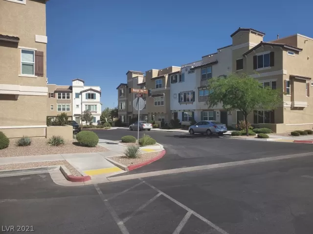 MLS: 2339990 Condo For Sale