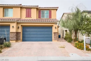 Photo #1: 2340105 Listing 