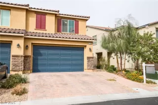 Photo #2: 2340105 Listing 