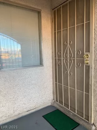 Photo #3: 2340155 Listing 