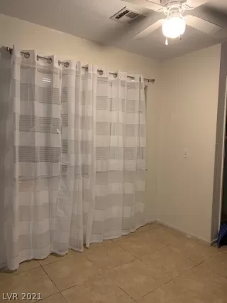 Photo #5: 2340155 Listing 