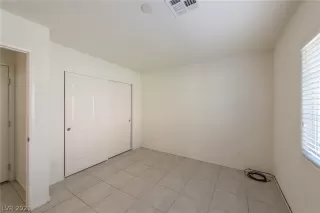 Photo #3: 2340173 Listing 