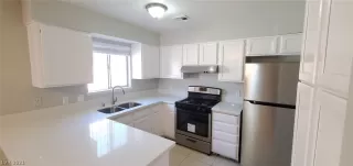 Photo #2: 2340185 Listing 