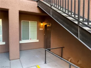 Photo #2: 2340195 Listing 