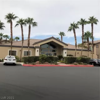 Photo #1: 2340196 Listing