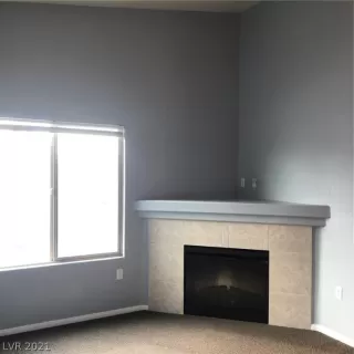 Photo #6: 2340196 Listing