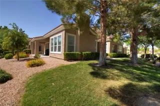 Photo #2: 2340276 Listing 