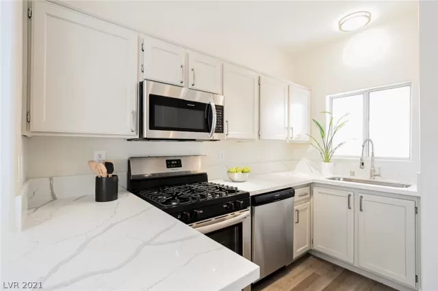 MLS: 2340299 Condo For Sale