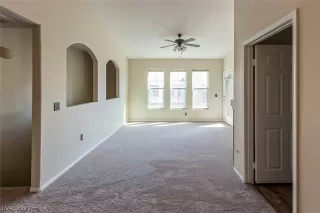 Photo #2: 2340319 Listing