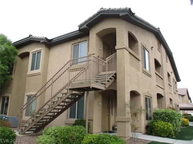 MLS: 2340320 Condo For Sale