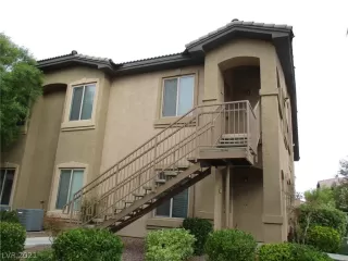 Photo #1: 2340320 Listing