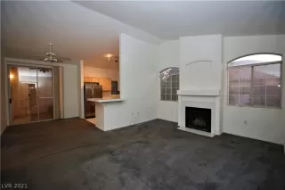 Photo #6: 2340324 Listing