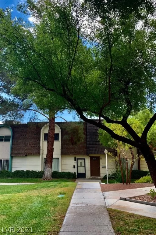 MLS: 2340343 Condo For Sale