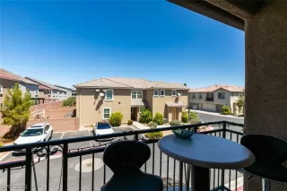 Photo #2: 2340369 Listing 