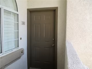 Photo #4: 2340391 Listing 