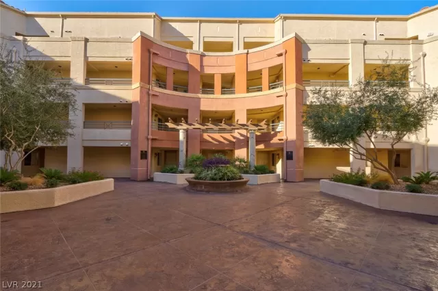 MLS: 2340392 Condo For Sale