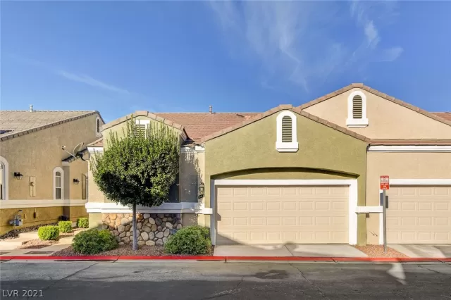 MLS: 2340439 Condo For Sale