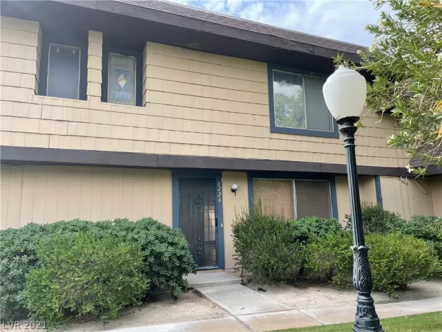 MLS: 2340461 Condo For Sale