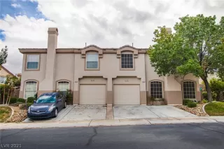 Photo #2: 2340486 Listing