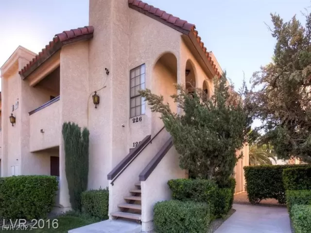 MLS: 2340500 Condo For Sale