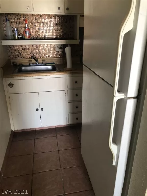 MLS: 2340524 Condo For Sale