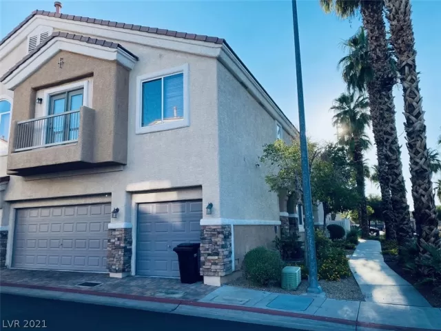 MLS: 2340547 Condo For Sale