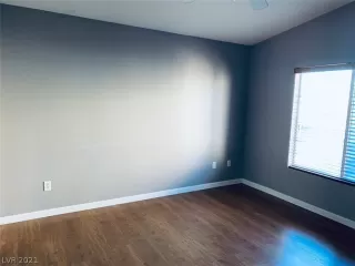 Photo #6: 2340547 Listing 