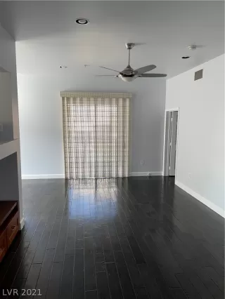 Photo #2: 2340580 Listing 