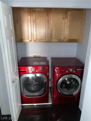 Photo #6: 2340580 Listing 