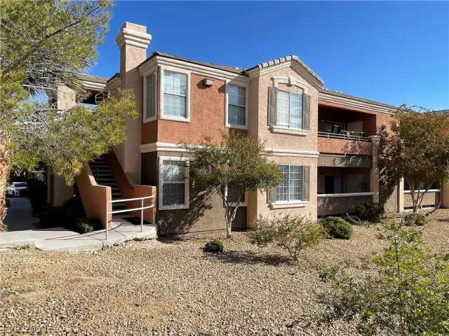 MLS: 2340644 Condo For Sale