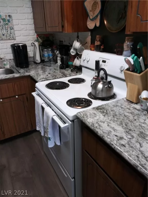 MLS: 2340653 Condo For Sale