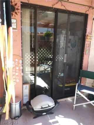 Photo #1: 2340653 Listing